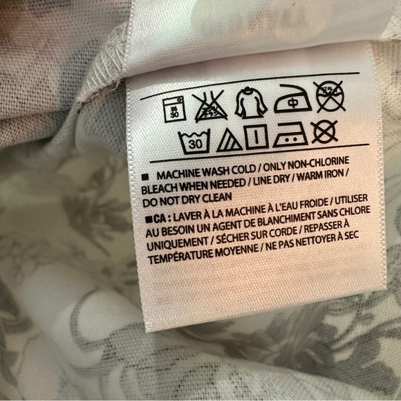 Old Navy Strapless Floral Mini Dress Size 2 LIKE NEW - Picture 15 of 16